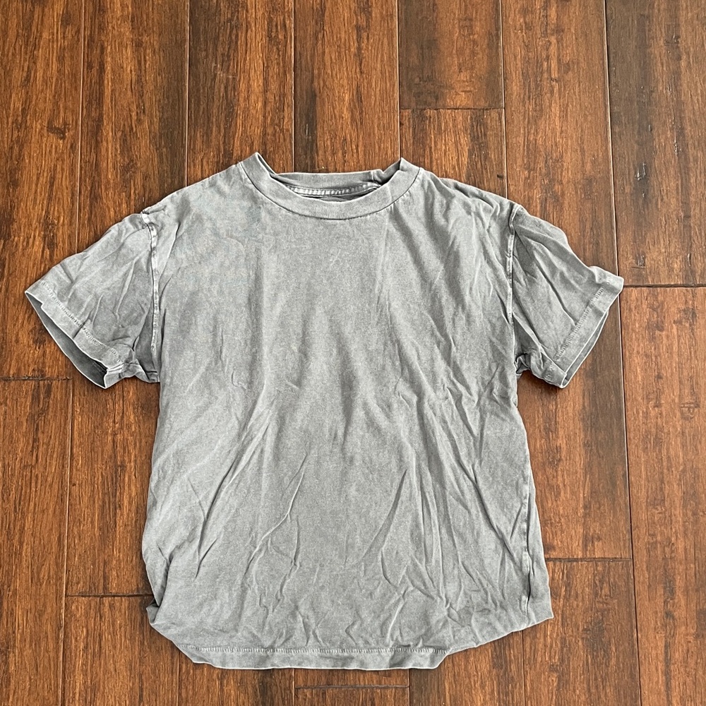 Abercrombie & Fitch Gray Short Sleeve Tee
